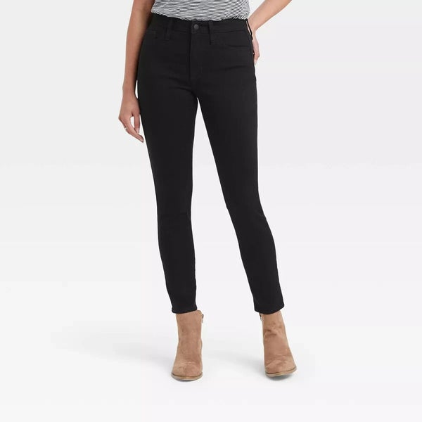 NWT Universal Thread Women's High Rise Skinny Jeans Black Size 16