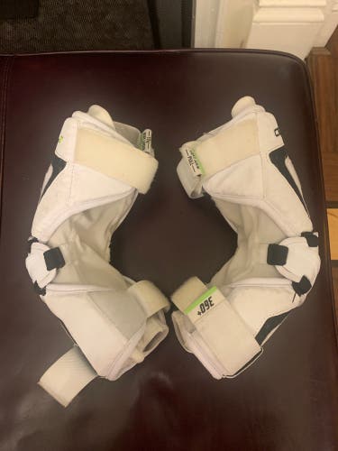 Used Small STX Cell V Arm Pads