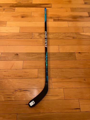 New Bauer Sync Hockey Stick P88/70 Flex/Right Handed