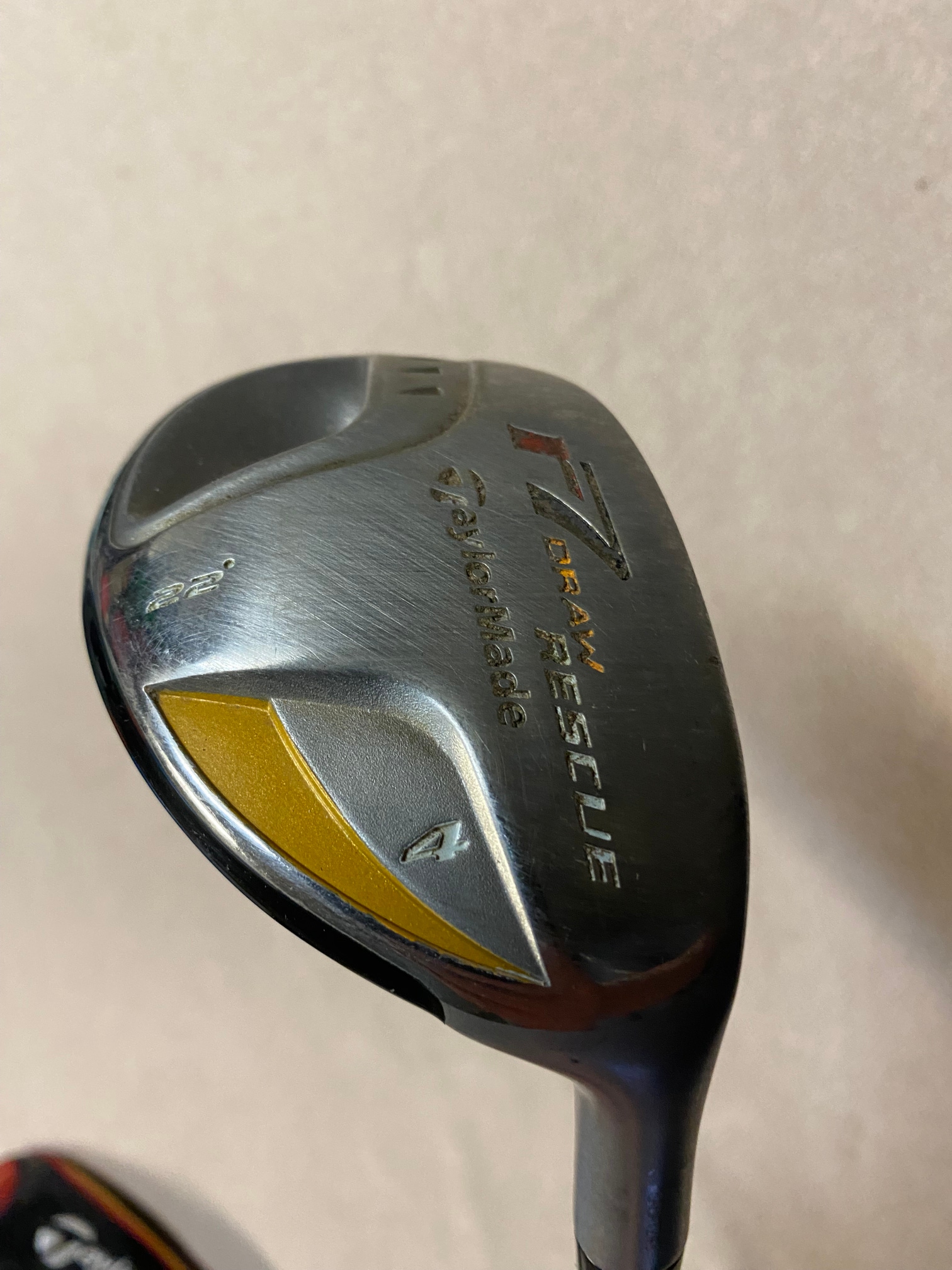 Men's Used TaylorMade Right Handed R7 Draw Hybrid 4H