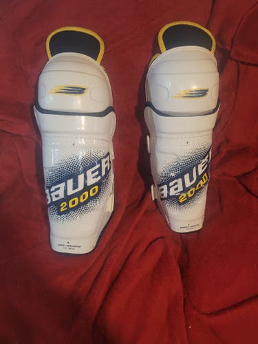 Used Bauer Shin Pads 2000
