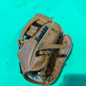 Franklin Fieldmaster Right Hand Throw Baseball Glove 9.5"
