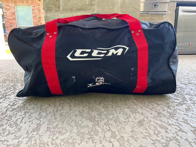 B04 Used CCM Duffle Bag
