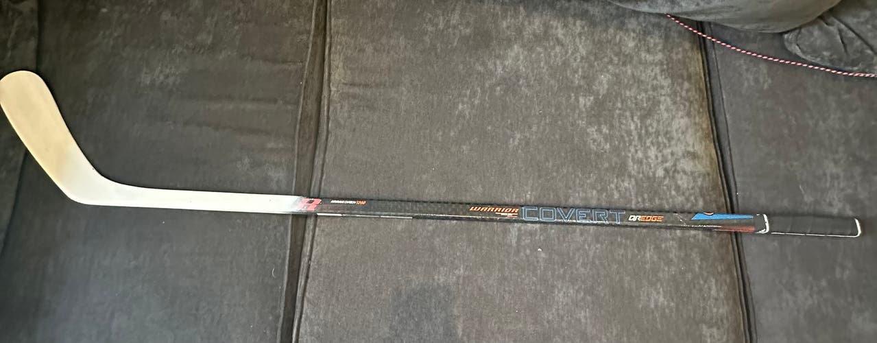 Junior Right Handed W03 Covert QR Edge 40 Flex Hockey Stick *Spray Painted*