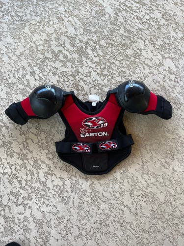B04 Youth Used Small Easton Shoulder Pads Retail