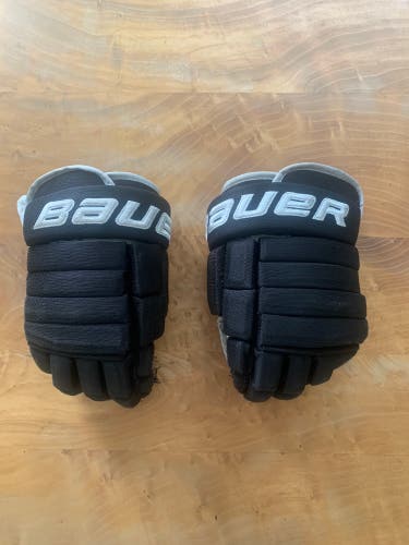 Used Bauer Vapor Pro Team Hockey Gloves