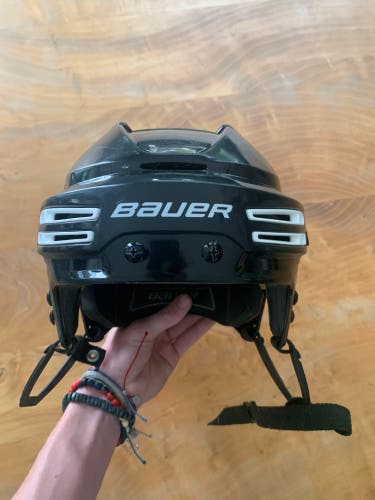 Used Medium Bauer Re-Akt 75 Helmet