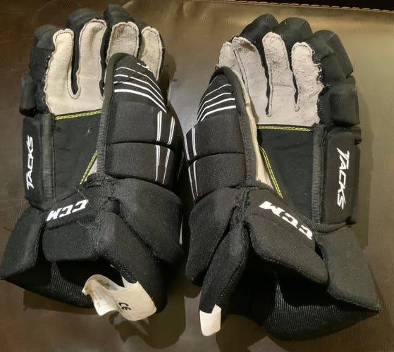 CCM Tacks 3092 12” Player Gloves
