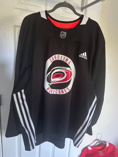 Auction for @jonyblazecda