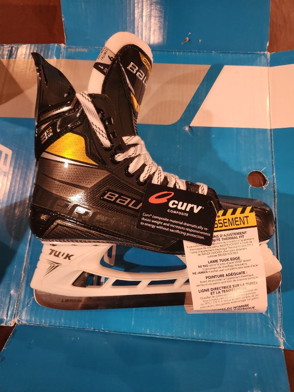 Senior New Bauer Supreme 3S Pro Hockey Skates Regular Width Size 9