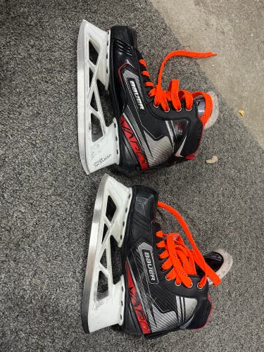Used Bauer Regular Width  Size 6 Hockey Goalie Skates