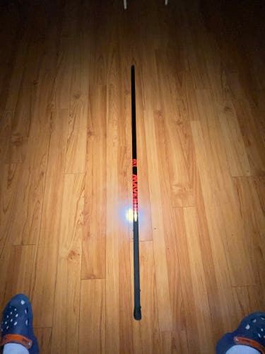 Maverick Wonderboy Defense shaft 60” black
