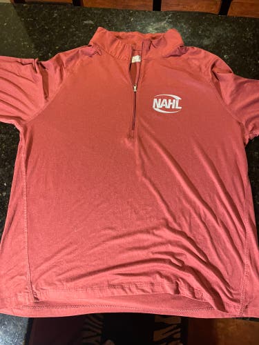 Nahl 1/4 zip brand new