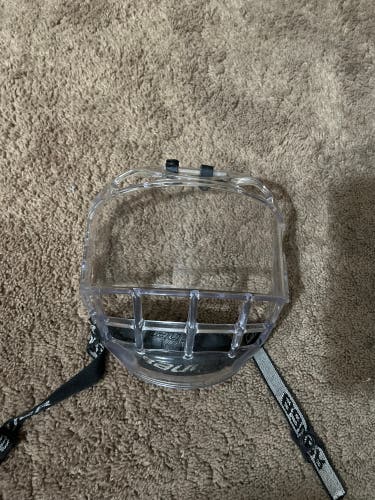 Used Youth Bauer Concept 3 Face Shield Size Jr