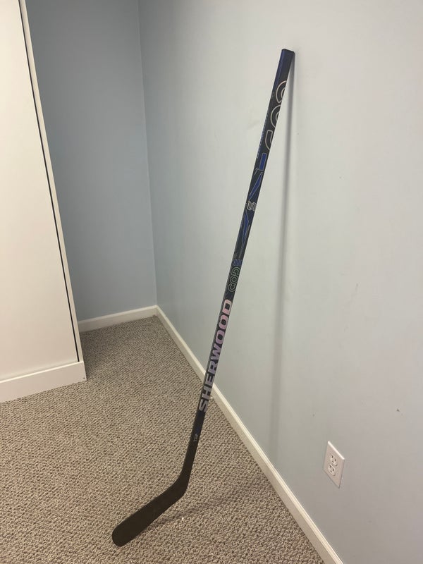 VINTAGE Set of 4 Vintage Wooden Hockey Stick Sticks EASTON HESPELER DINANON  REEB