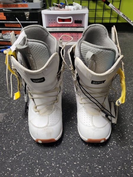 Used Burton Sable Senior 5 Women s Snowboard Boots