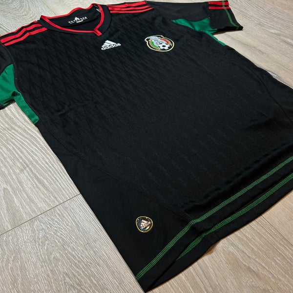 Retro 2010 Mexico Away Soccer Jersey