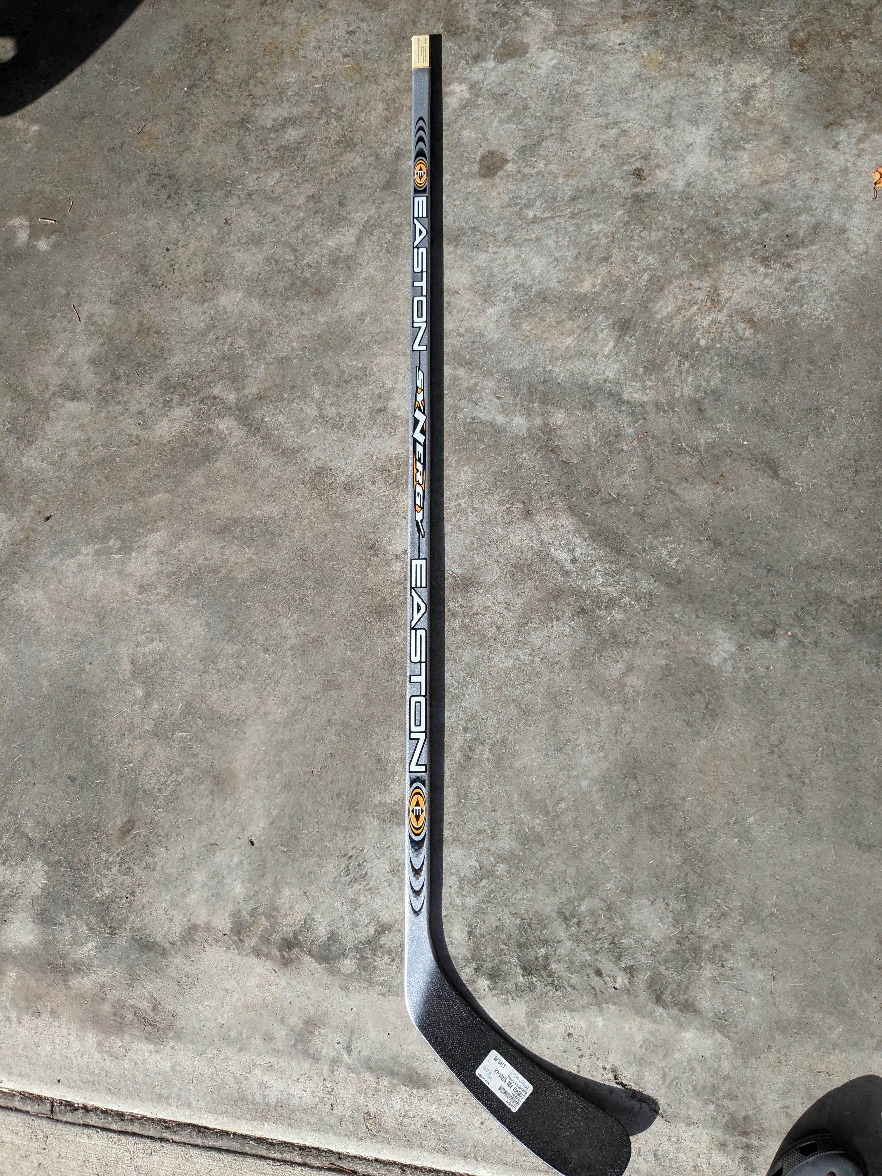 Hockey Stick Cane: Easton Synergy 450 Red/black/white 