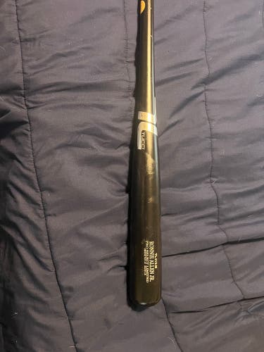 Used Tucci (-3) 31 oz 34" Bat