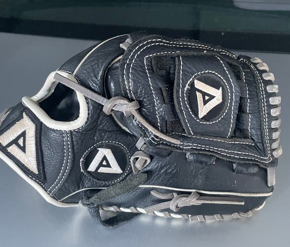 Infield 11.25" AOZ 91 Baseball Glove