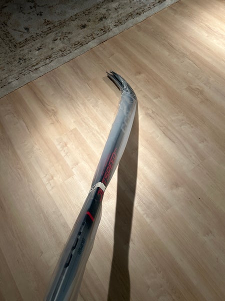 2 Pack• Senior Right Handed P29 Jetspeed FT6 Team Hockey Stick