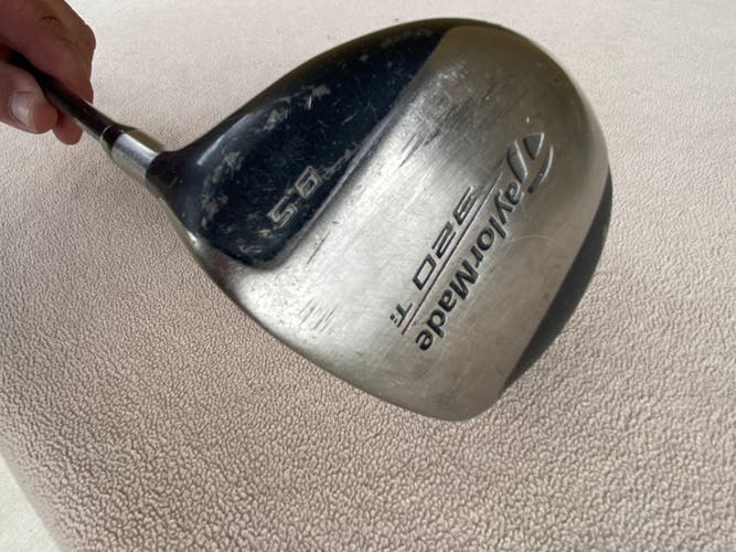 Men's Used TaylorMade Right Handed 320 Driver 9.5 Loft