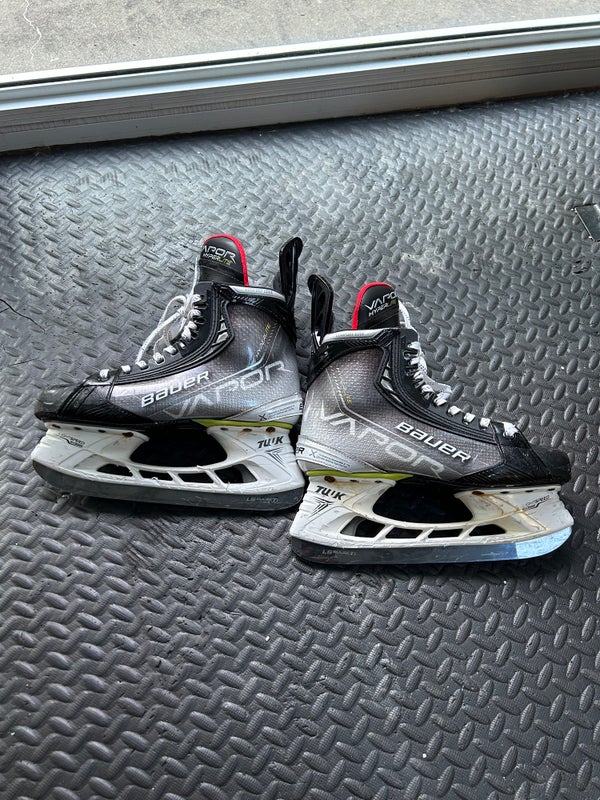 Used Bauer Size 7.5 Vapor Hyperlite Hockey Skates Fit 3