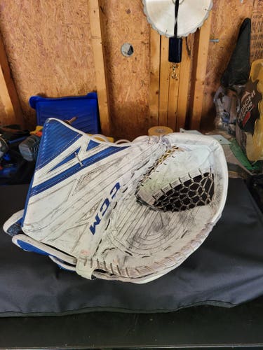 McIlhenney Eflex 4 glove and blocker set