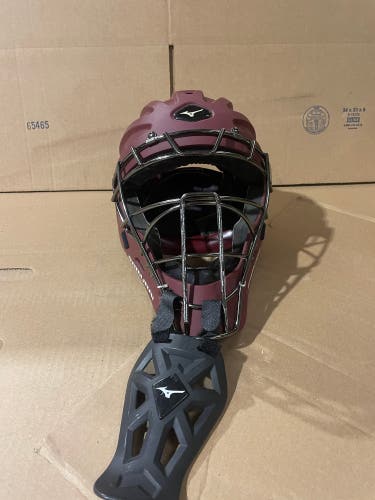 Mizuno Samurai Catcher's Mask Protector