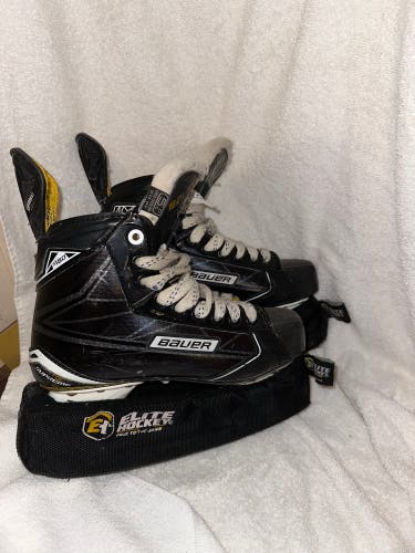 Used Bauer S180 Size 5.5 Supreme Hockey Skates (PRICE NEGOTIABLE)