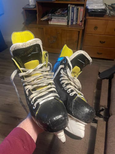 Used Bauer Size 8 Supreme S27 Hockey Skates