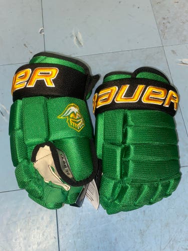 New Bauer Nexus Pro Team Gloves 13”