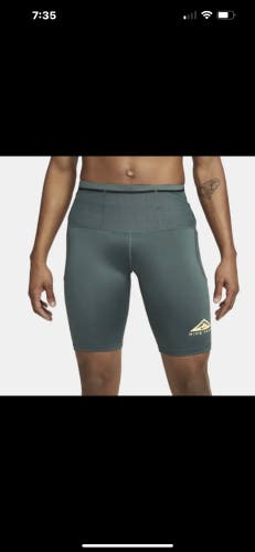 Nike Trail Dri-Fit Lava Loops Running 1/2 Tights Men's Size XL Green DV9307-309