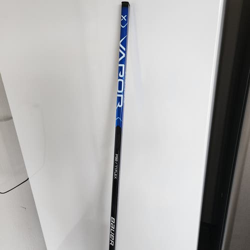 New Senior Bauer Left Hand Vapor Hyperlite Hockey Stick P92
