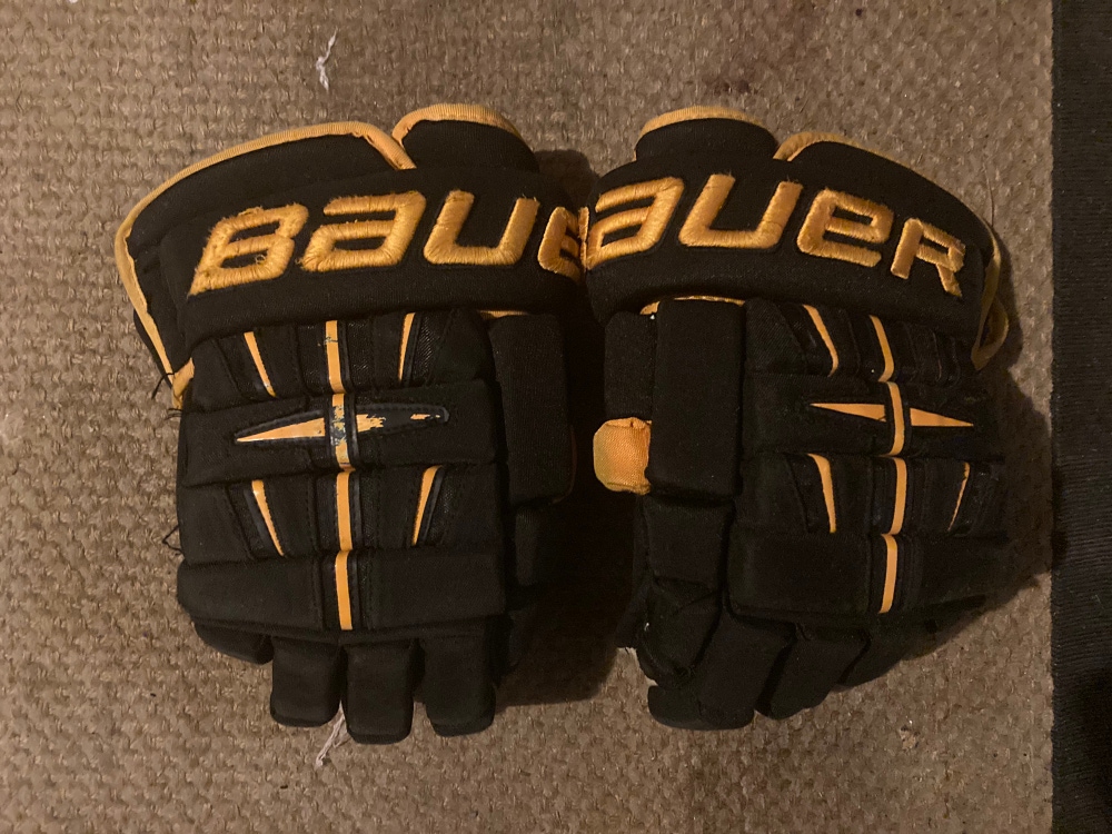 Bauer Pro 4 Roll Gloves - 14 In. - Team Stock