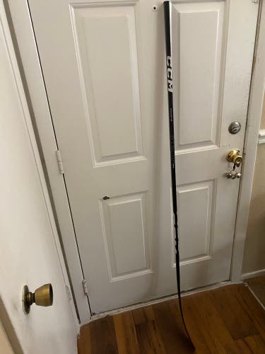Intermediate Right Handed P29  Ribcor 84k Hockey Stick