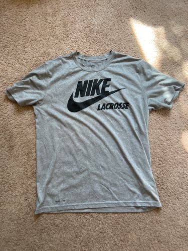 Nike Large Lacrosse T-Shirt
