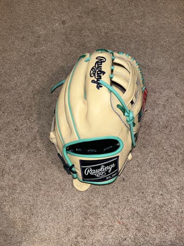 2023 Infield 11.5" Heart of the Hide Baseball Glove