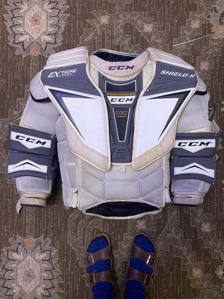 Used Large CCM Extreme Flex Shield 2 Goalie Chest Protector