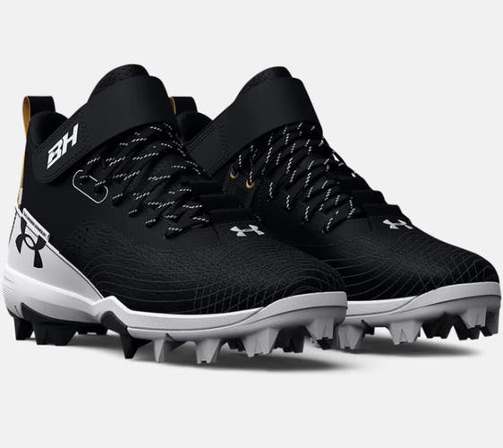 Under Armour Harper 7 Mid Junior Rubber Molded Baseball Shoe, Kids, Black/White, 5Y