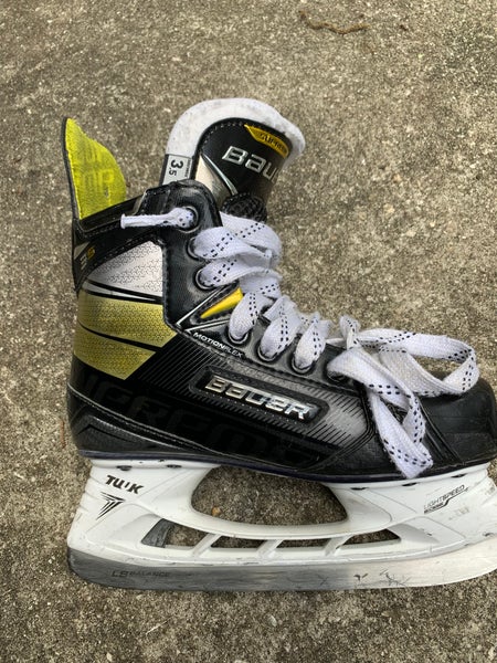 Junior Used Bauer Supreme 3S Hockey Skates Regular Width Size 3.5