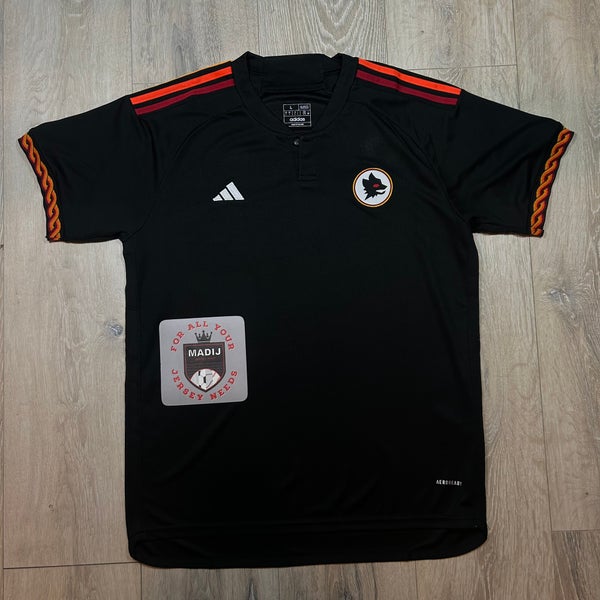 AS Roma and Adidas present the new away kit for 2023/24