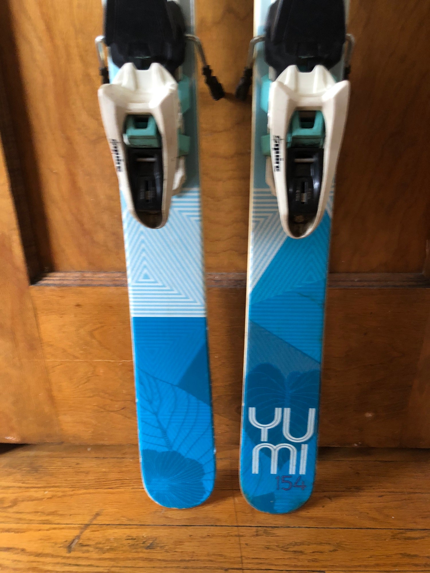 スキー板　フォルクル　yumi 84 154cm スキー板 フォルクル yumi 84 154cm 公式通販 スキー板 フォルクル