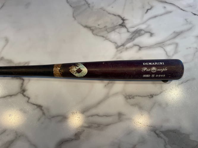 DeMarini D243 (-3) 33"