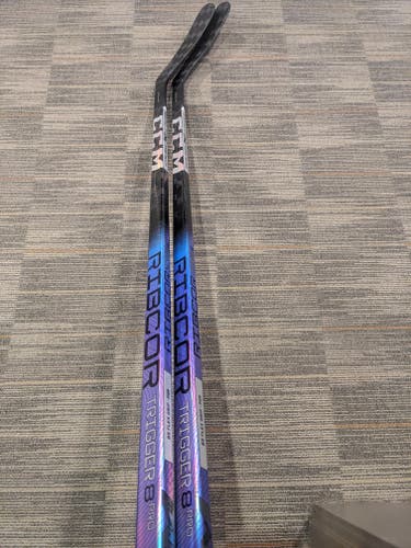 2-Pack New RH CCM Ribcor Trigger 8 Pro Hockey Sticks - 85 Flex P29