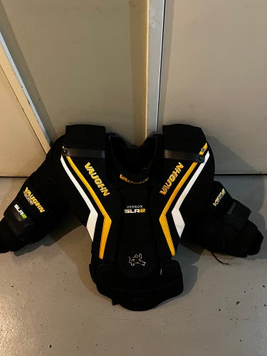 Used Large Vaughn Ventus SLR2 Goalie Chest Protector