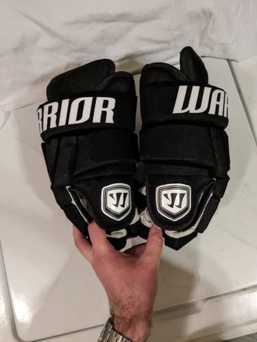 New MIC 14N Warrior Franchise Gloves Pro Stock