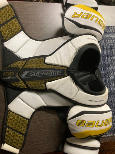 Senior Used Large Bauer Supreme 190 Shoulder Pads
