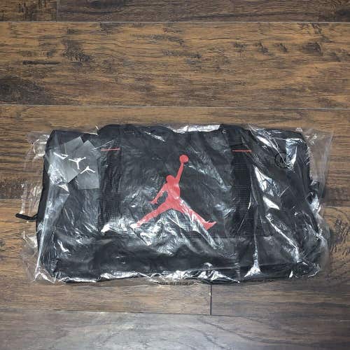 Nike Air Jordan Jumpman Medium Black Gym Red Duffle Training Gym Travel Bag