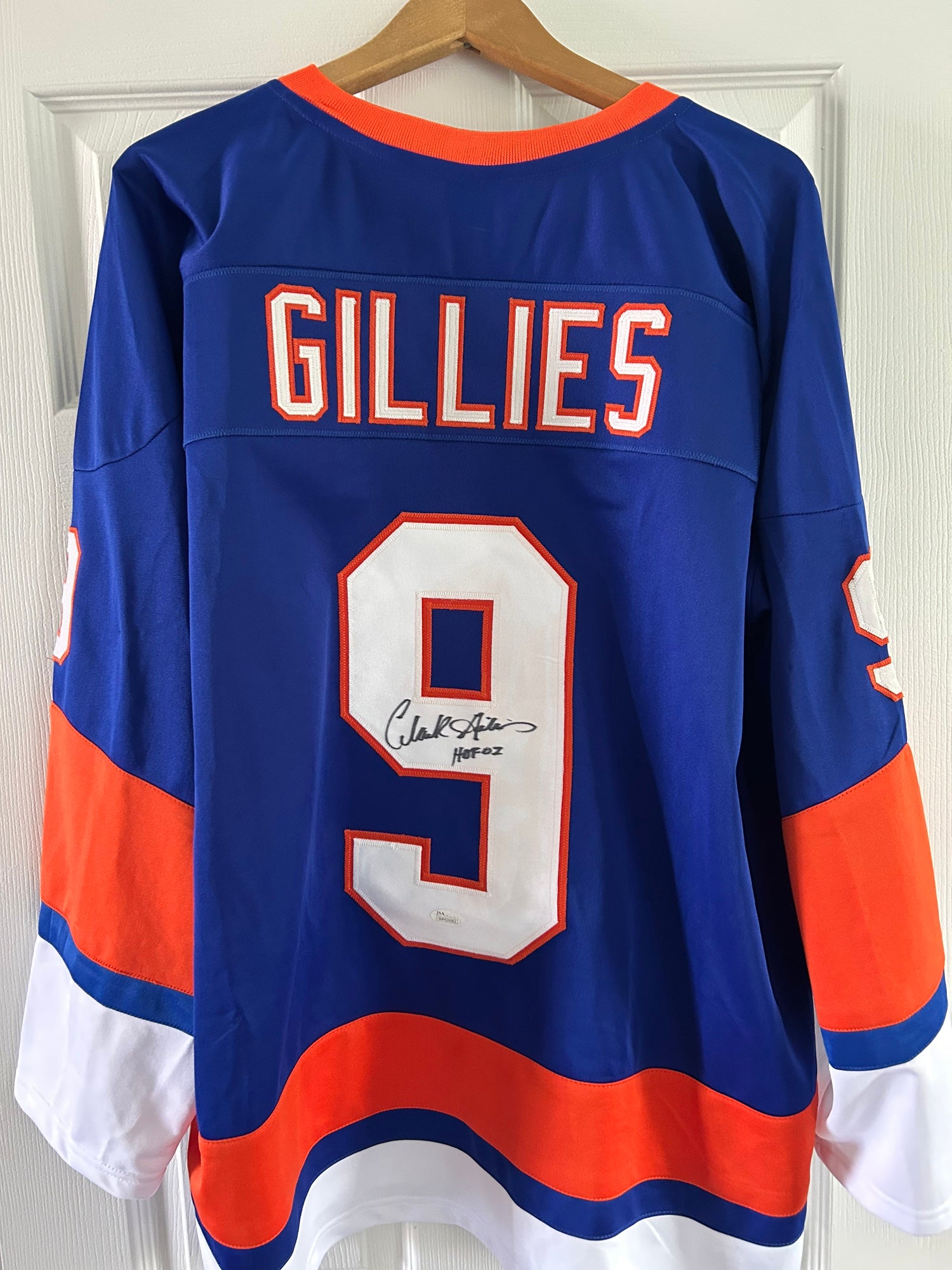 New York Islanders Hockey Memorabilia & NHL Merchandise